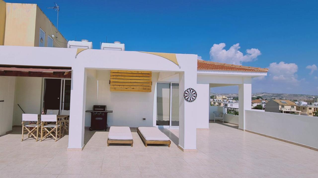 Stay Sunny Palms Apartment Oroklini Exterior foto